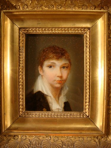Portrait d'un jeune Homme fixé sous verre époque Restauration - Antiquaires Balzeau & Brion
