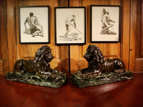 Paire de grands Lions en bronze, époque Napoléon III - Objet de décoration Style Napoléon III