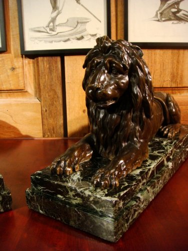 Paire de grands Lions en bronze, époque Napoléon III - Napoléon III