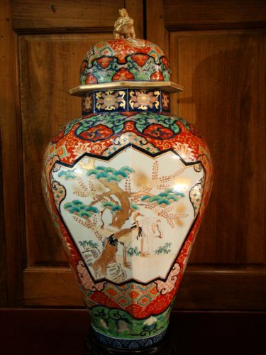 XIXe siècle - Grande potiche en porcelaine Imari époque XIXe