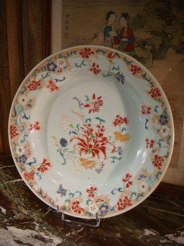 Grand plat de la Compagnie des Indes - Céramiques, Porcelaines Style Louis XV