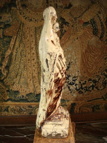 Louis XV - Vierge à l'Enfant en terre vernissée de Ligron époque XVIIIe