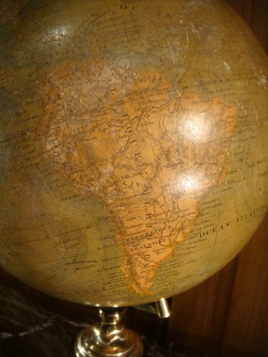 Antiquités - Globe terrestre de la Maison Delamarche