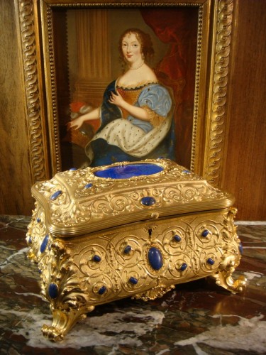 Coffret en Bronze doré et lapis-lazuli époque XIXe Siècle - Objets de Vitrine Style 
