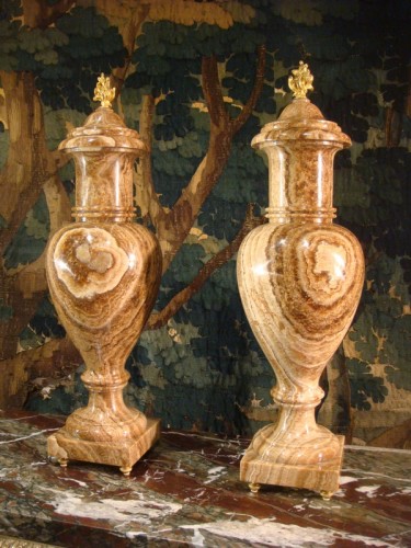 Objet de décoration Cassolettes, coupe et vase - Paire de grandes cassolettes en Onyx