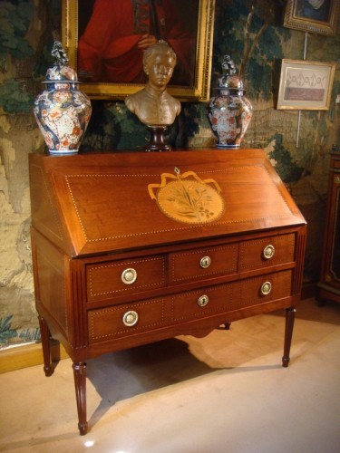 Bureau de pente en acajou, travail Nantais - Epoque Louis XVI - Antiquaires Balzeau & Brion