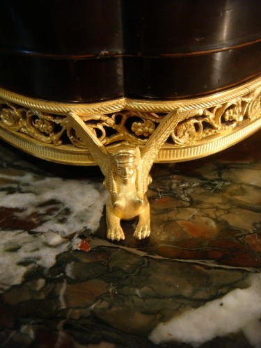 Antiquités - Coffret en Laque à monture de bronze doré - Epoque Second Empire