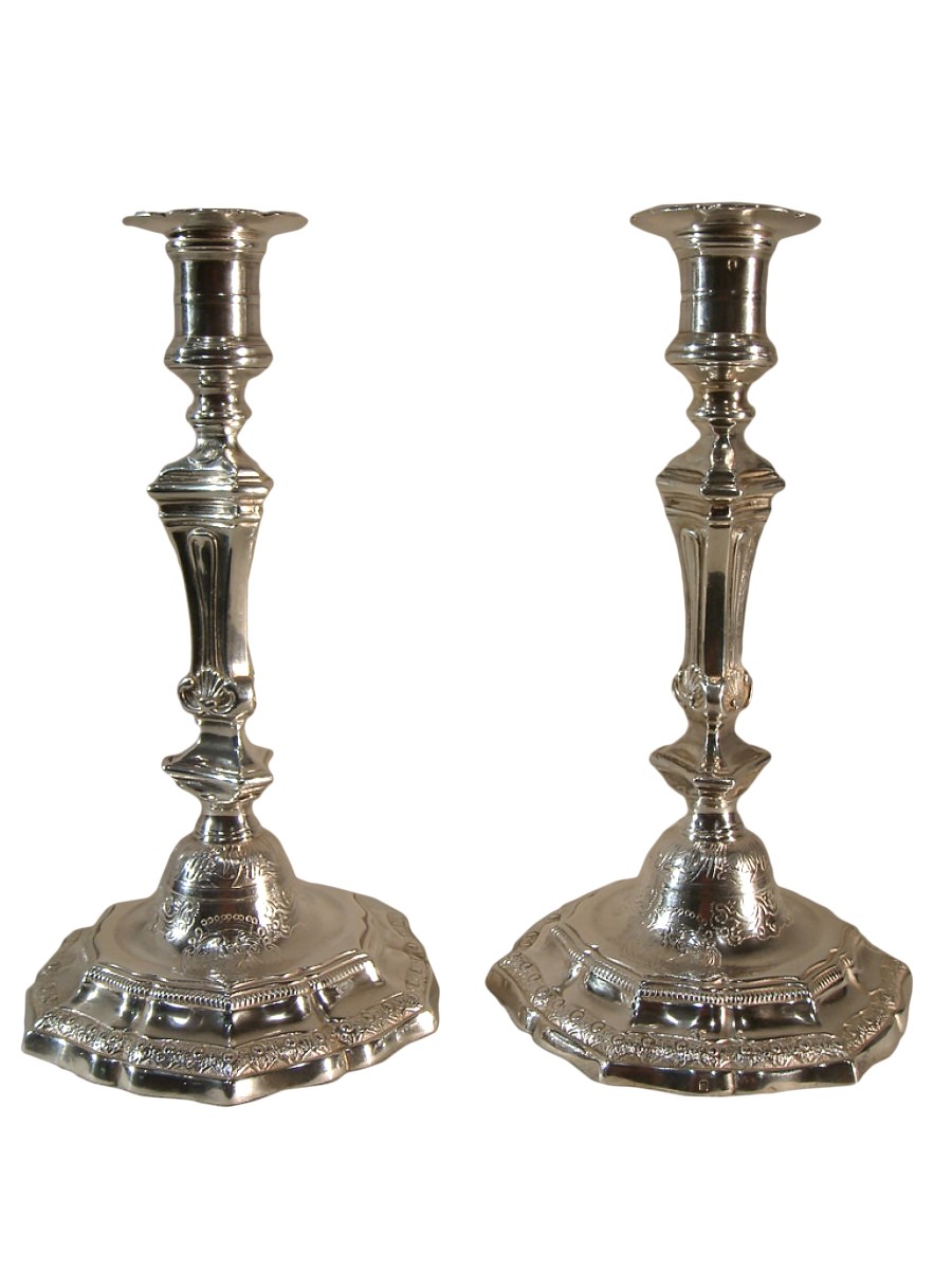 Paire de bougeoirs en argent massif fin XIXe Siècle N.69939