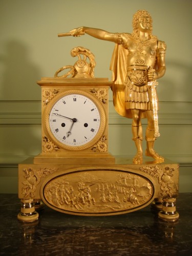 Pendule en bronze doré Louis XIV en Empereur - Epoque 1 er Empire - Horlogerie Style Empire