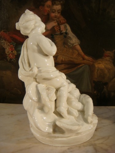 Antiquités - Paire de sujets en porcelaine tendre de Chantilly