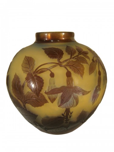 Gallé - Vase boule décor de Fushia