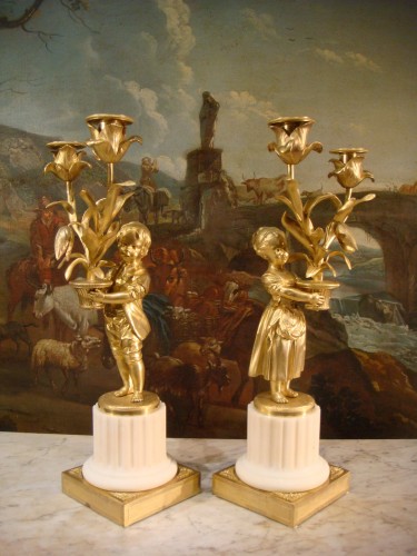 XIXe siècle - Paire de candélabres aux enfants en bronze doré - Epoque XIXe