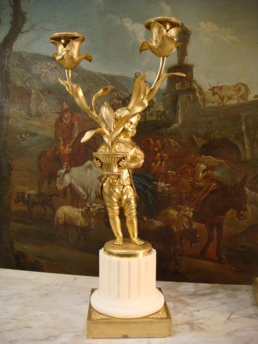 Restauration - Charles X - Paire de candélabres aux enfants en bronze doré - Epoque XIXe