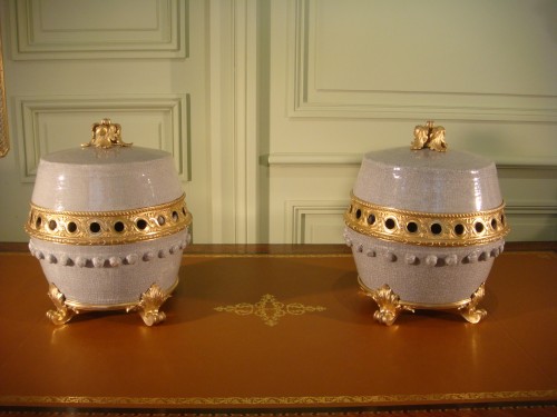 Importante paire de vases pots pourris Caladon - Chine - Arts d