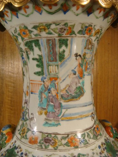 Antiquités - Vase Lampe en Porcelaine de Chine et Bronze doré