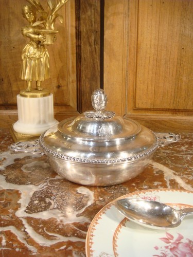 A. Aucoc - Armorial silver vegetable dish - silverware & tableware Style Napoléon III