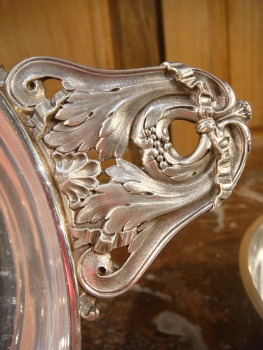 XIXe siècle - Orfèvre A. Aucoc - Légumier armorié en argent