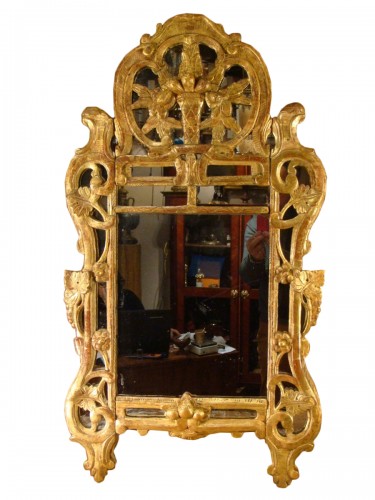 Miroi provencal en bois sculpté et doré - Epoque XVIIIe