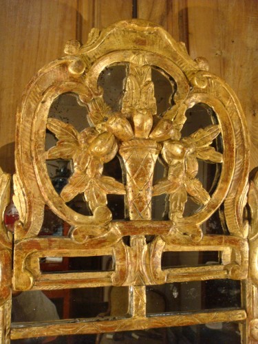 Miroirs, Trumeaux  - Miroi provencal en bois sculpté et doré - Epoque XVIIIe