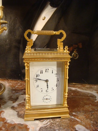 Pendulette de voyage en bronze doré - Horlogerie Style Napoléon III