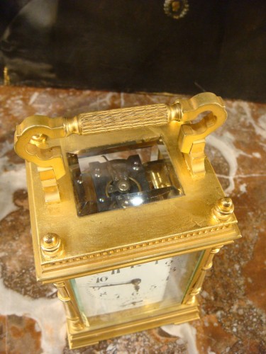 XIXe siècle - Pendulette de voyage en bronze doré