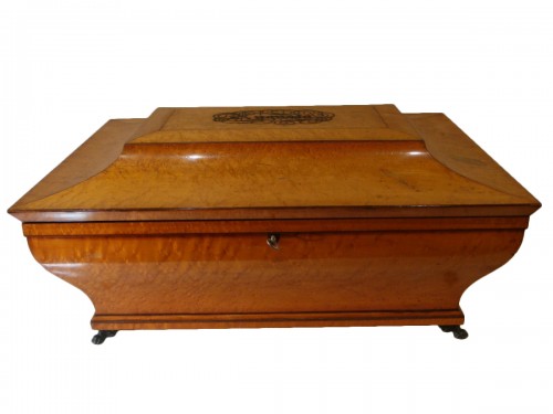 Important coffret à châles - Epoque Charles X