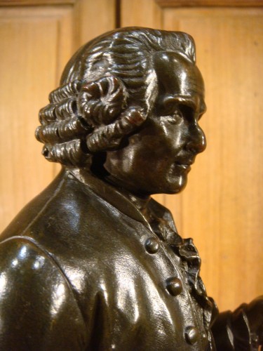 Antiquités - Bronze représentant Jean Jacques Rousseau