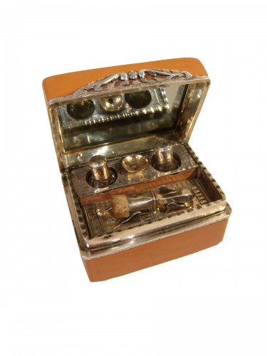 Louis XV period silver and gold lacquer Boite à mouches