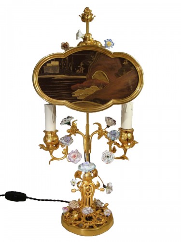 Gilt bronze porcelain and lacquer screen lamp