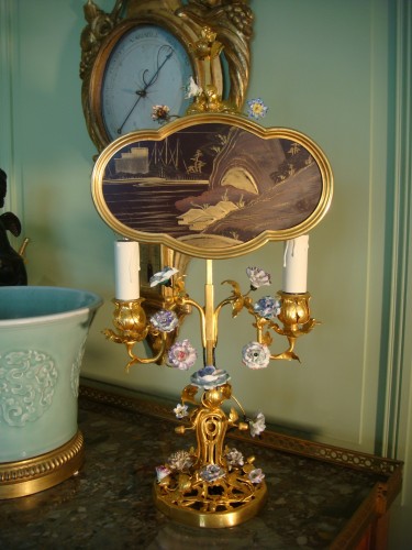 Luminaires Lampe - Lampe écran en bronze doré porcelaine et laque