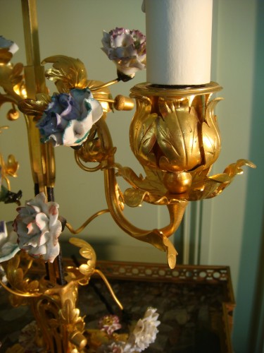 Napoléon III - Lampe écran en bronze doré porcelaine et laque