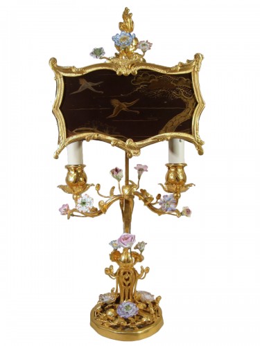 Lampe écran en bronze doré et porcelaine vers 1880