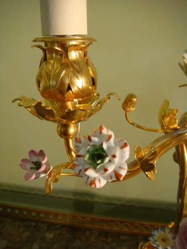 XIXe siècle - Lampe écran en bronze doré et porcelaine vers 1880