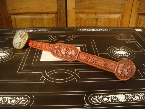 Sceptre Ruhy en laque et Jade - Chine XVIIIe siècle - Arts d