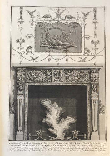 Antiquités - Livre avec des Gravures de JB Piranesi 1769