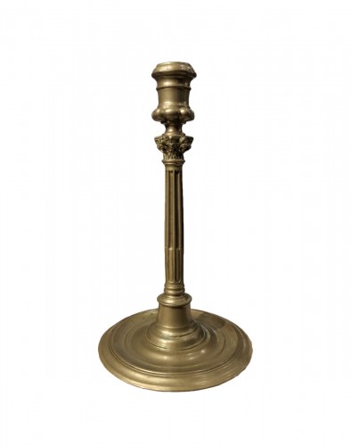 Chandelier avec une colonne romaine vers 1575