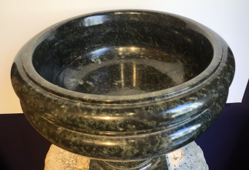19th century - A Green Porphyry Bowl