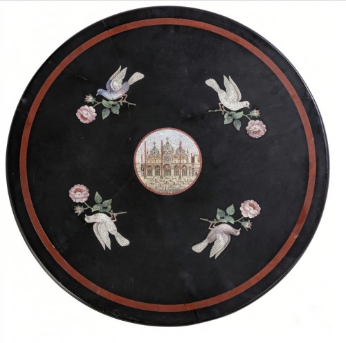 Decorative Objects  - An Italian Micromosaic inlaid Nero Del Belgio circular table top .