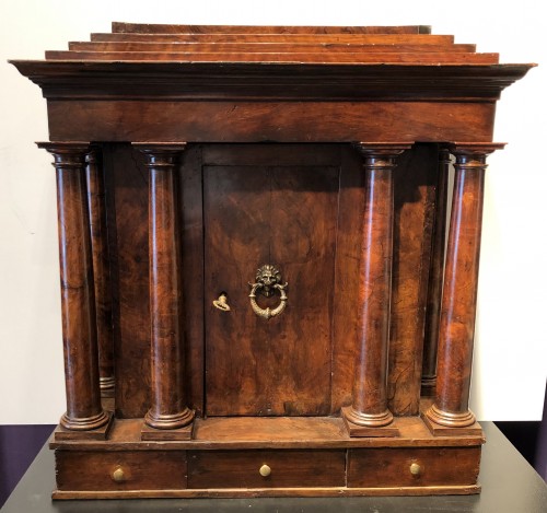 Cabinet Italien ou "monetiere" - Mobilier Style Empire