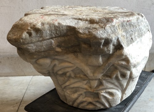 Chapiteau corinthien en marbre, Empire Romain IVe siècle de notre ère - 