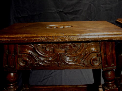 Pair of 17th Century stools - 