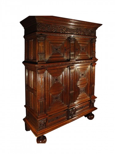 Armoire en cabinet, Flandres 17e siècle