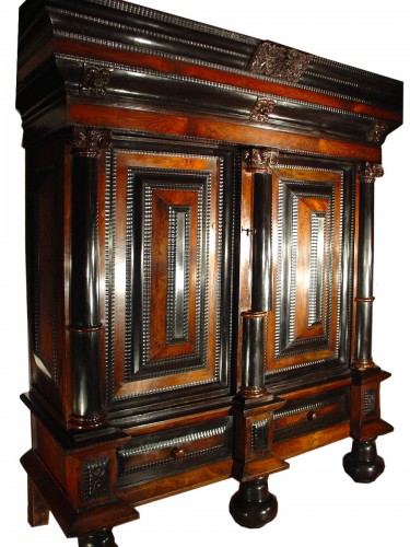 Armoire Flamande début 17e siècle