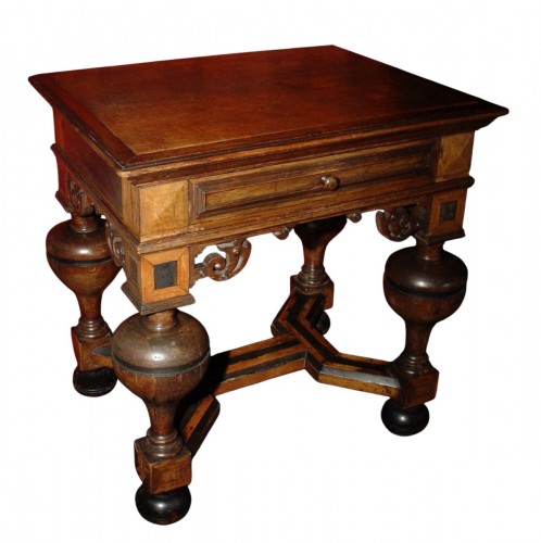 17th century Netherland Table 