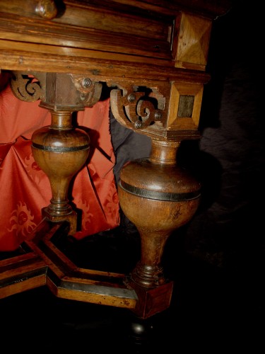 17th century Netherland Table  - 