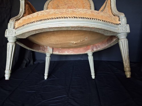 Antiquités - Bergère estampillée Gourdin