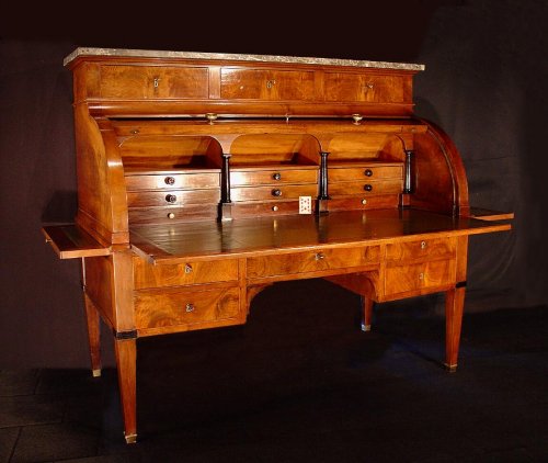 Very large and rare end of 18th directoire cylinder desk