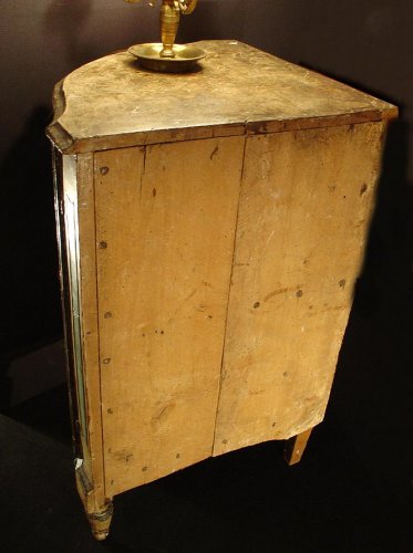 18th century painted corner cabinet from Italy - 