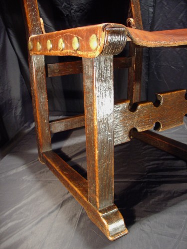 Pair of 17th C. style spanish chairs - 