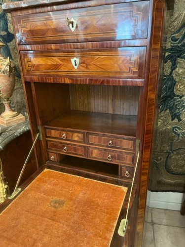 Louis XVI Secretaire stamped J-B Tuart - 